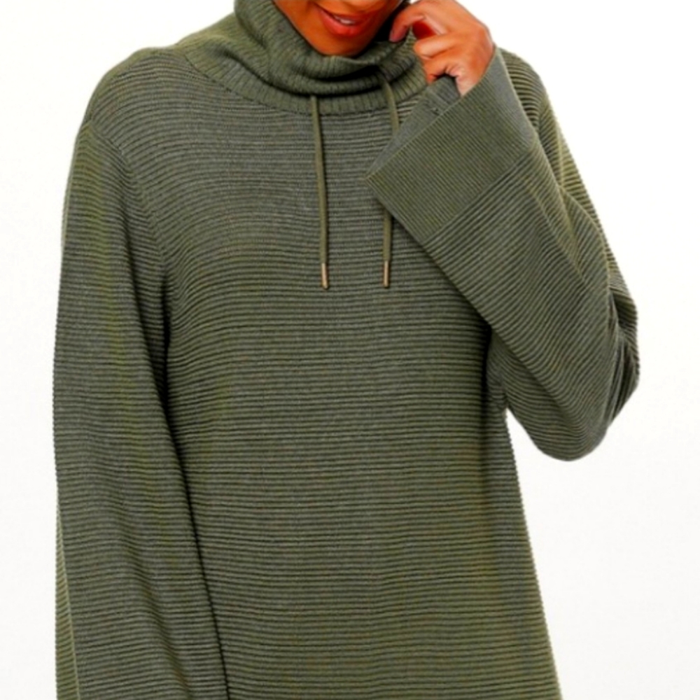 NWT QVC Zuda olive lightweight sweater in size small tall